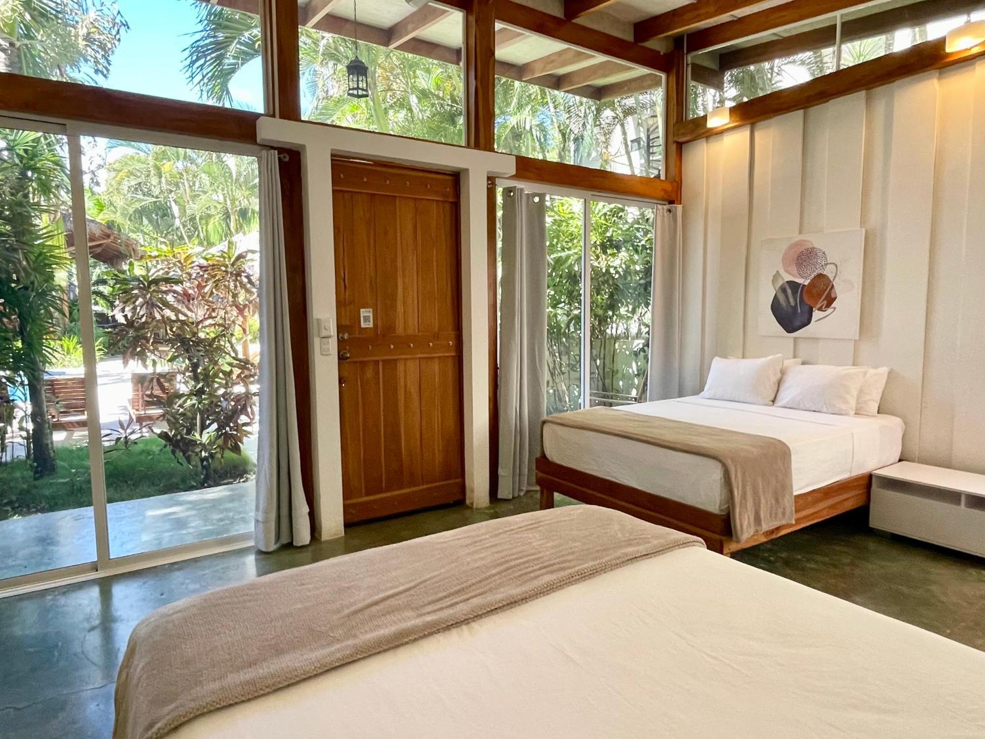 Fuego Lodge Playa Santa Teresa  ภายนอก รูปภาพ