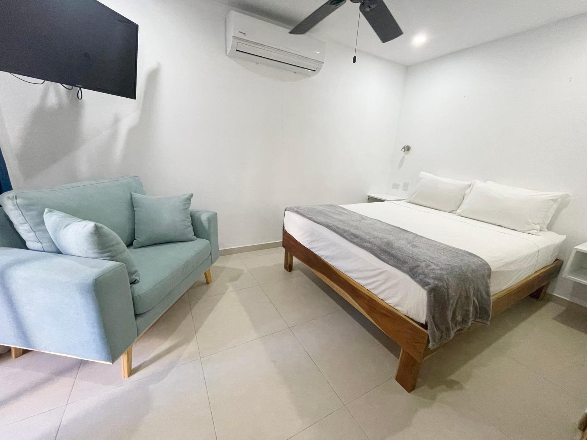 Fuego Lodge Playa Santa Teresa  ภายนอก รูปภาพ
