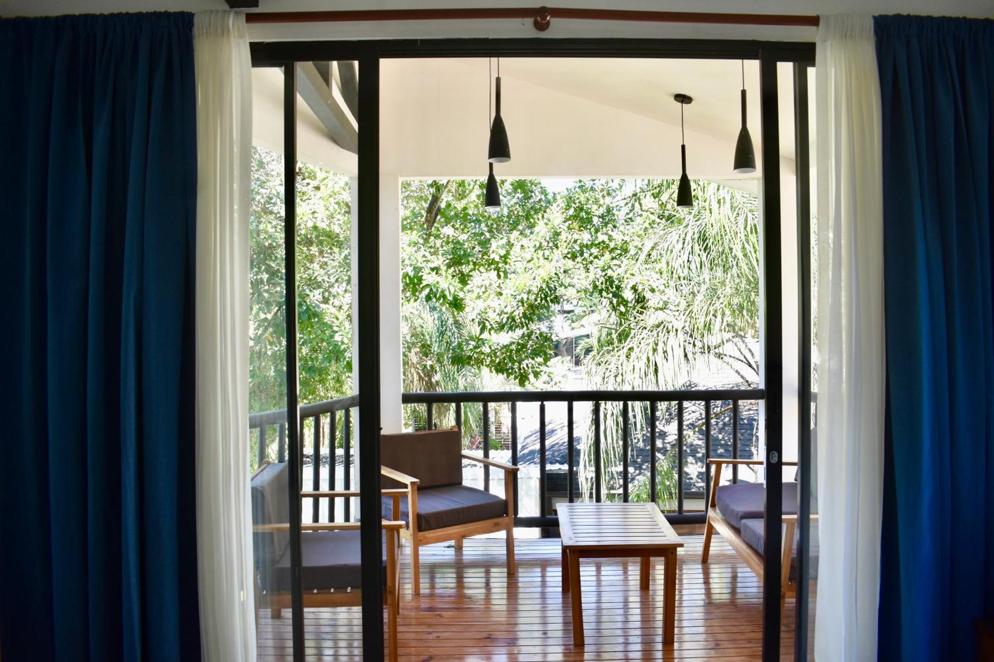 Fuego Lodge Playa Santa Teresa  ภายนอก รูปภาพ