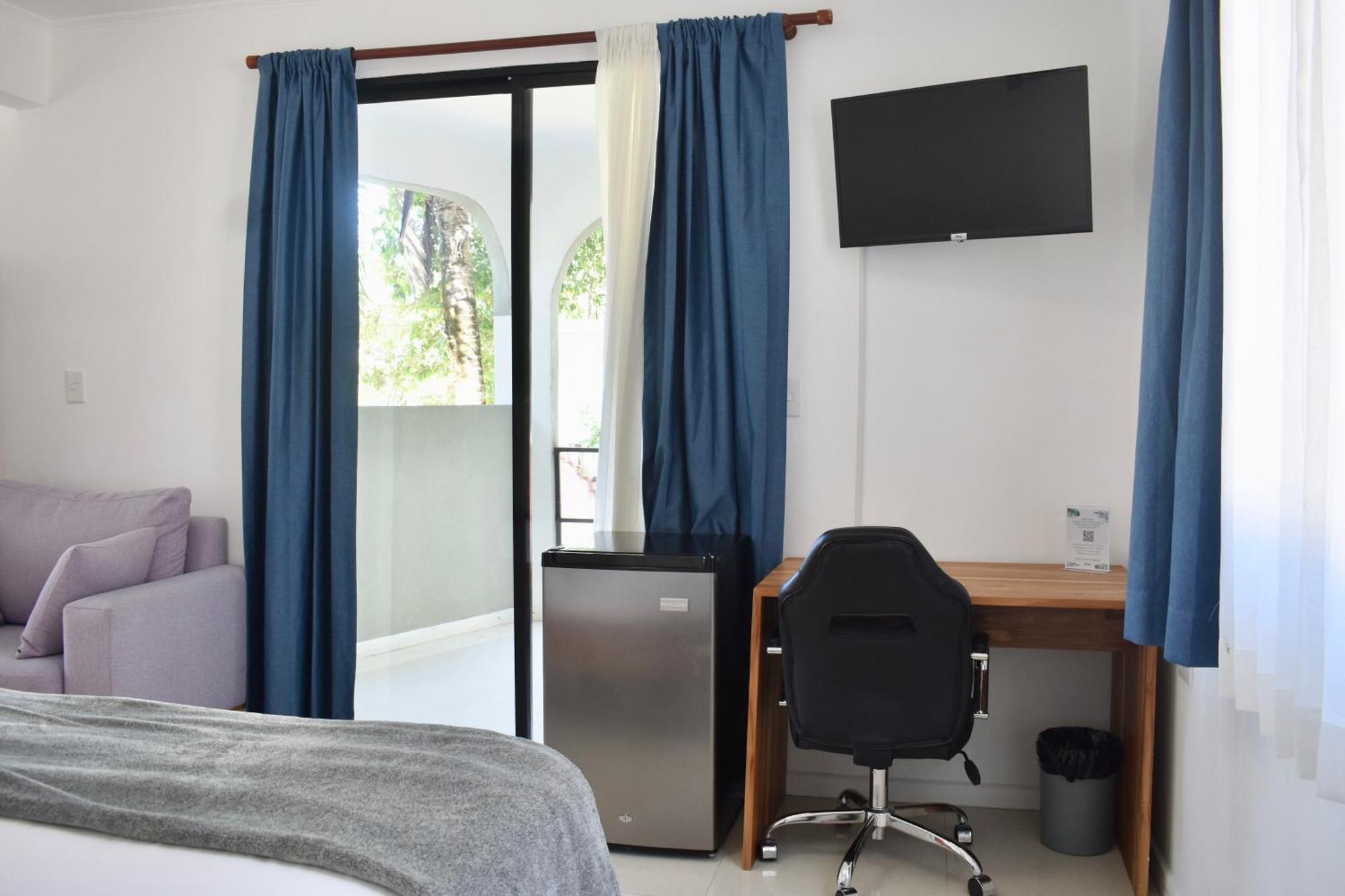 Fuego Lodge Playa Santa Teresa  ภายนอก รูปภาพ