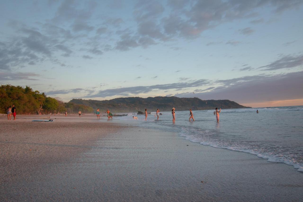 Fuego Lodge Playa Santa Teresa  ภายนอก รูปภาพ